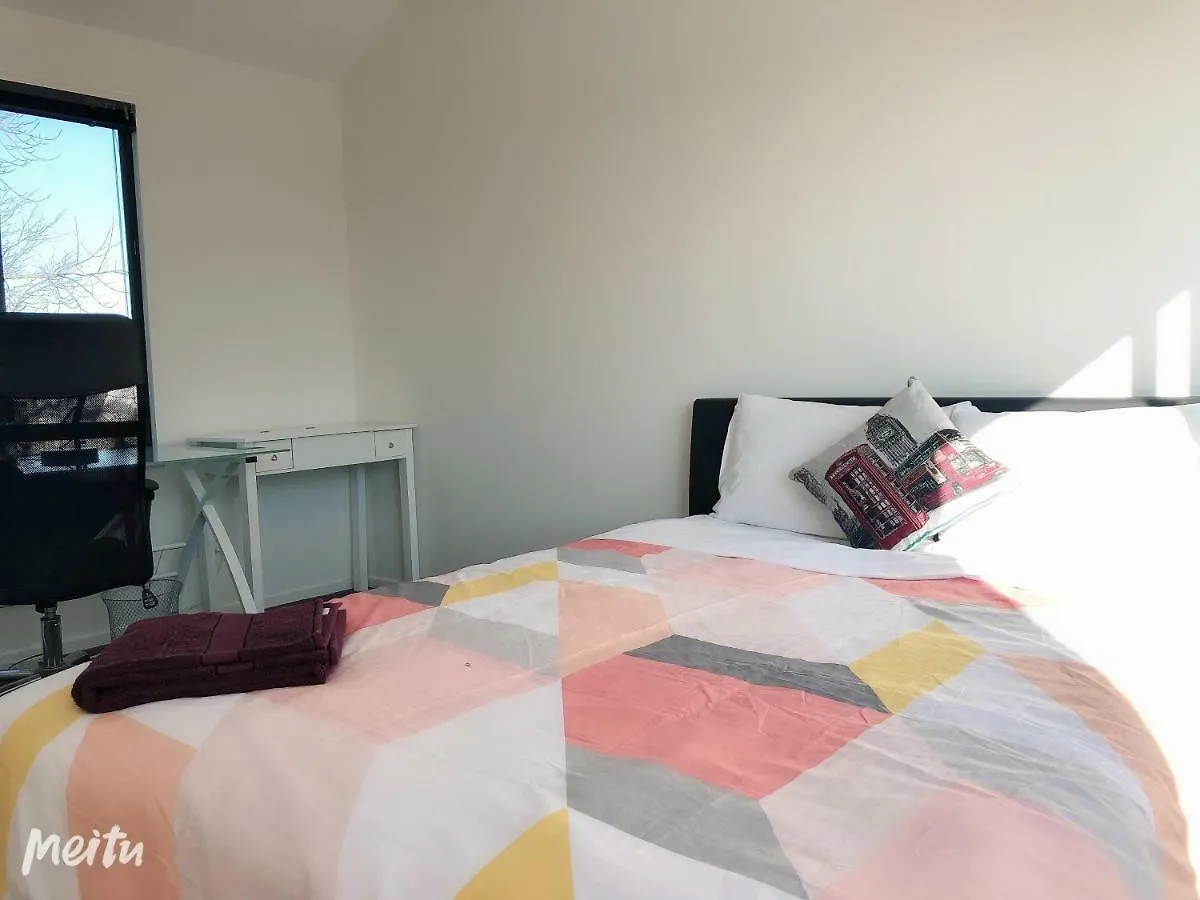 Armagh Holiday Home 크라이스트처치 0*,  뉴질랜드