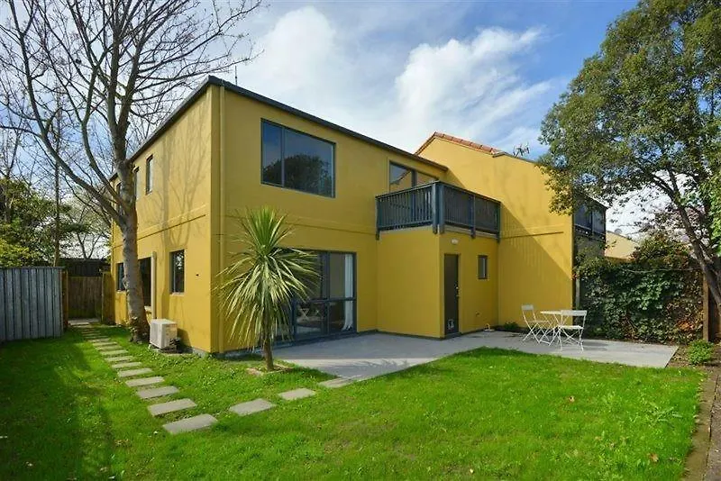 Armagh Holiday Home contacts